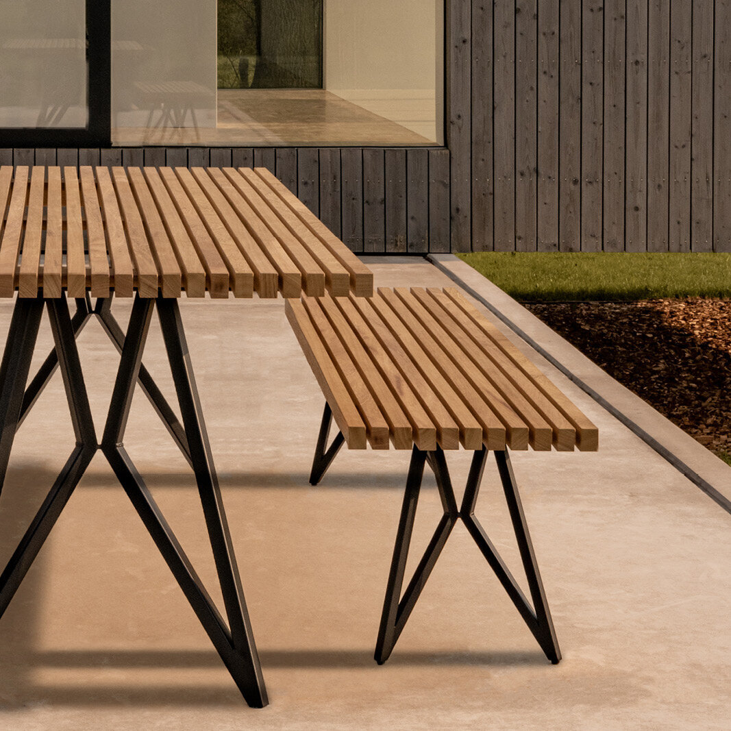 Design Dining Bench | Butterfly Outdoor Bench Steel black powdercoating | Iroko | Studio HENK| 