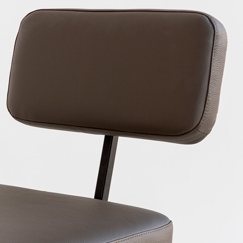 Design stool Ode stool 65 | hallingdal65 190 | Studio HENK| 
