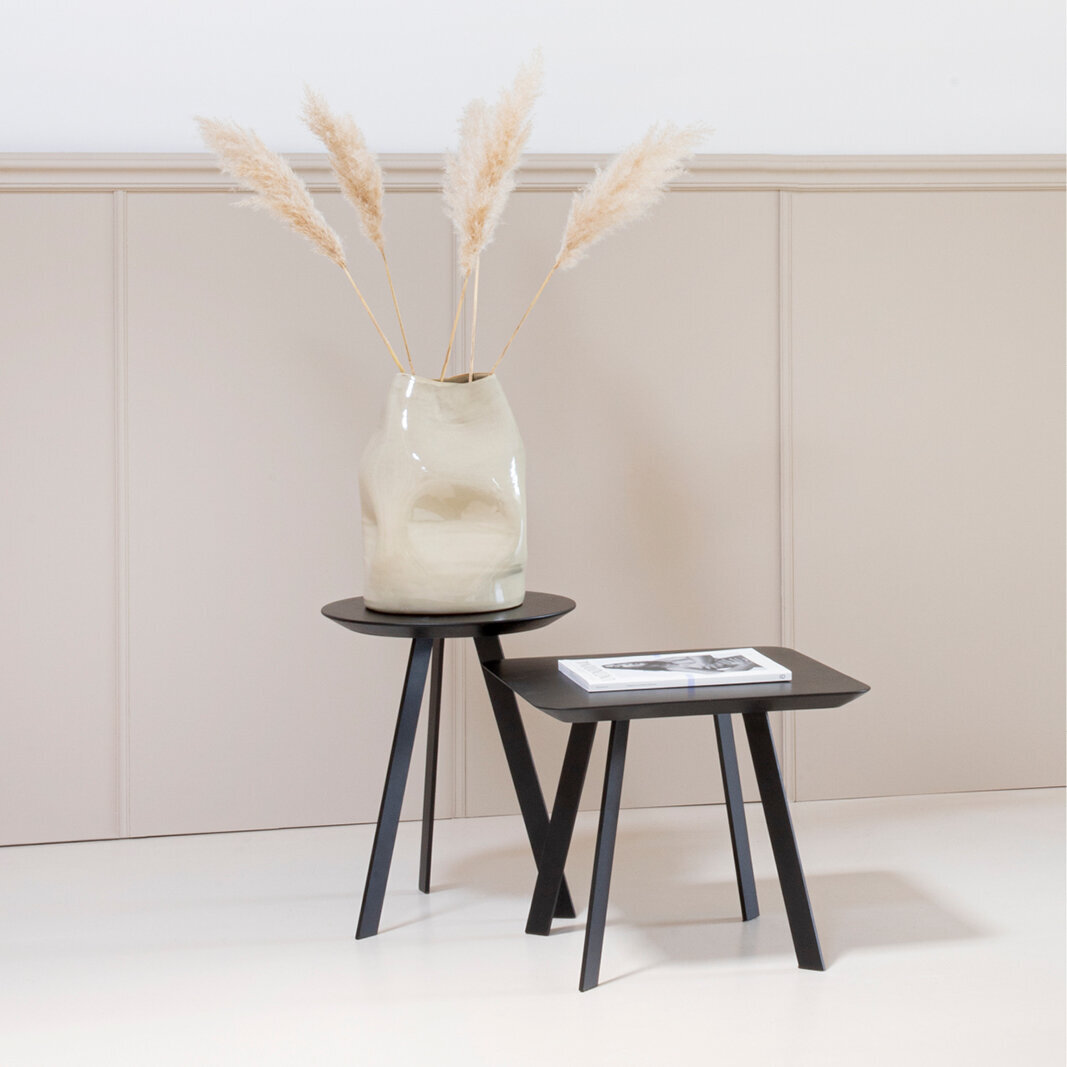 Design Coffee Table | New Co Coffee Table 70 Round Black | Oak black lacquer | Studio HENK| 