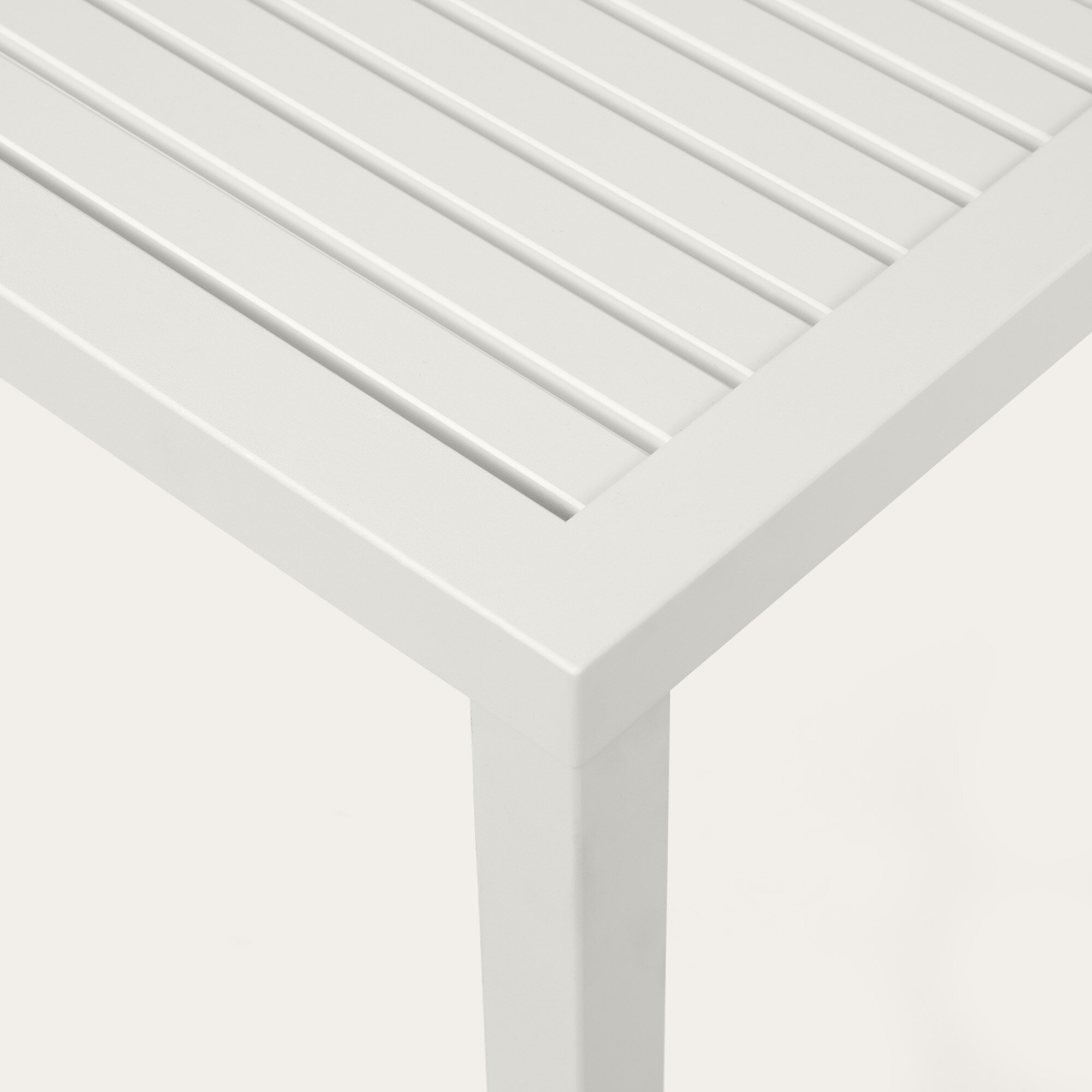 Square outdoor Design dining table | Trace Outdoor Table  White powdercoating KTL | White Powdercoat KTL | Studio HENK | 